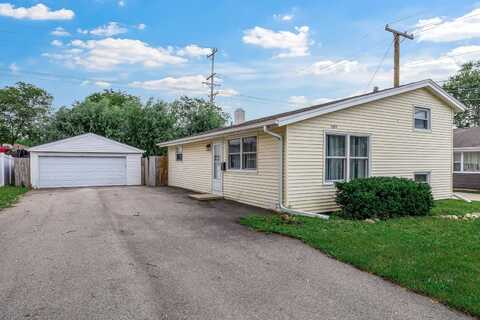 1105 Denver Drive, Carpentersville, IL 60110