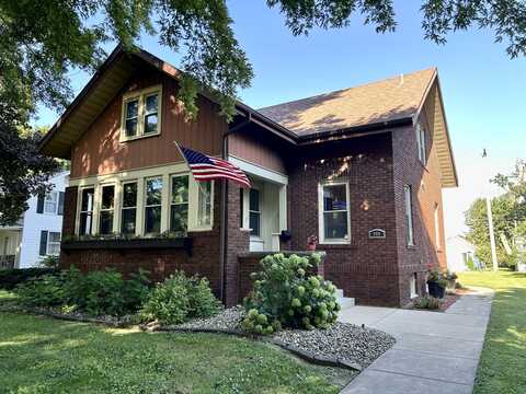 909 4th Avenue, Mendota, IL 61342