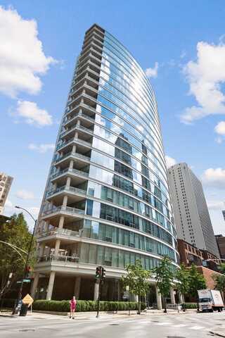 30 W Oak Street, Chicago, IL 60610