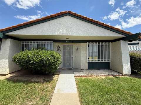 305 King Court, Hemet, CA 92543