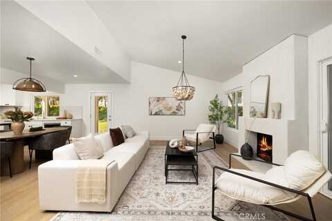 28225 Zurburan, Mission Viejo, CA 92692