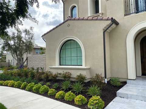 130 INTERSTELLA, Irvine, CA 92618