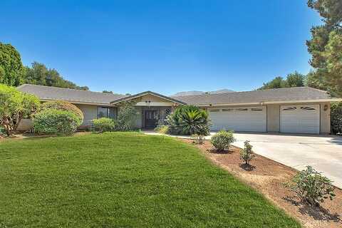 6572 Karen Lane, Jurupa Valley, CA 92509