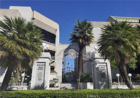 5305 White Oak Avenue, Encino, CA 91316