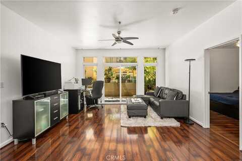 250 N First Street, Burbank, CA 91502