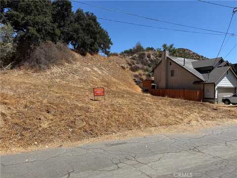 0 Lincoln (NO flood zone) 10, Val Verde, CA 91384