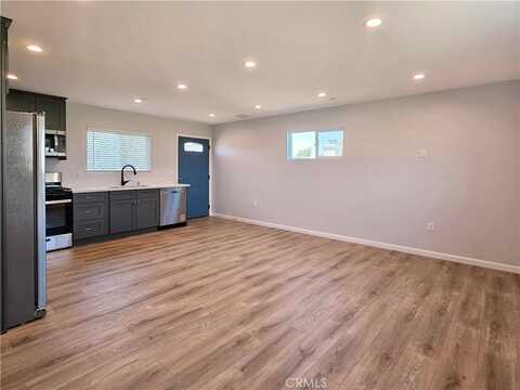 10622 Kester, Mission Hills, CA 91345