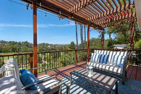 20994 Bandera Street, Woodland Hills, CA 91364