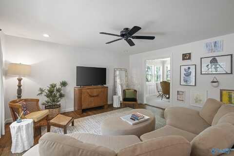 1611 Wells Avenue, Huntsville, AL 35801
