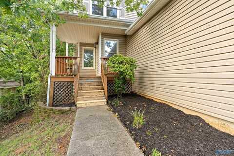 519 Farmingdale Road SE, Huntsville, AL 35803