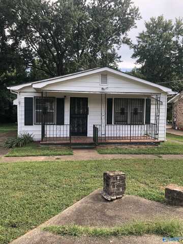 6704 Hollow Road, Huntsville, AL 35810