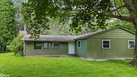 1810 N 8th Street, Clear Lake, IA 50428