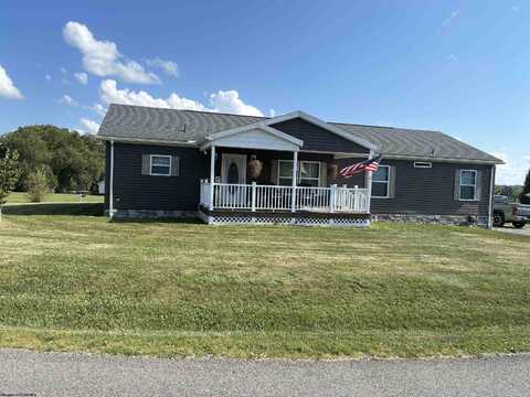 100 Chapel Brooke Circle, Reedsville, WV 26547