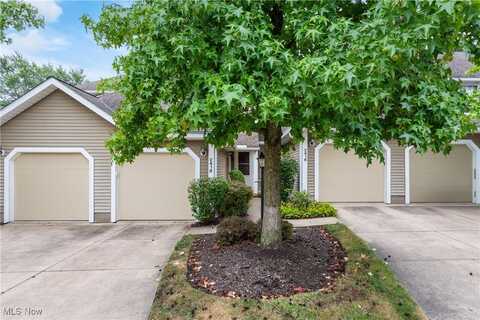 2418 Wrens Drive S, Stow, OH 44224