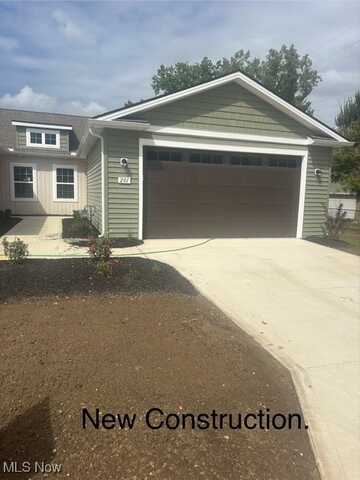 201 Alexander Drive, Elyria, OH 44035