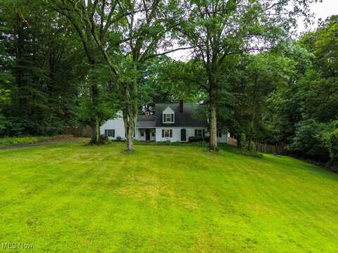 1176 Duncan Spur, Akron, OH 44333