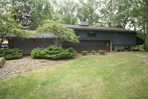 346 Cheviot Place, Cortland, OH 44410