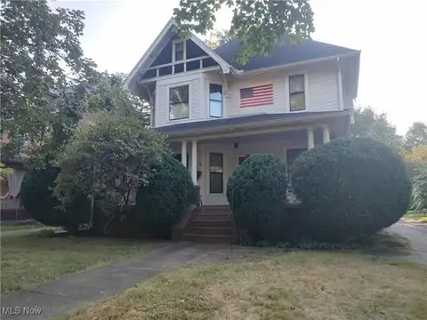 359 S 4th Street, Coshocton, OH 43812