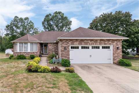2007 Nolt Drive, Akron, OH 44312