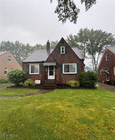 2712 Ralph Avenue, Cleveland, OH 44109