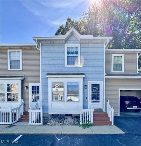 3248D Woodland Trail, Cortland, OH 44410
