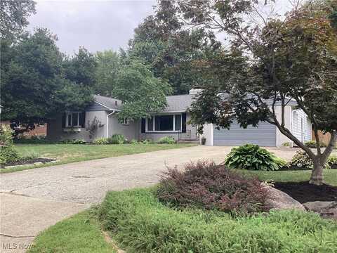 3009 Chamberlain Road, Fairlawn, OH 44333