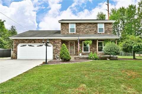 129 Fairmeadow Drive, Youngstown, OH 44515