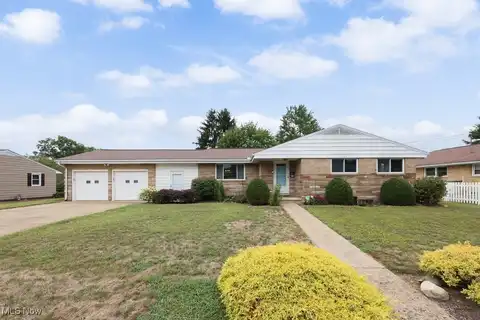 210 McCadden Avenue NE, Massillon, OH 44646