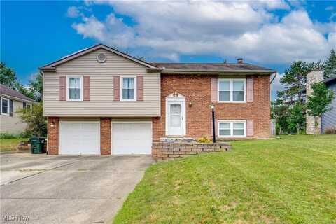 8031 Woodrush Drive NW, North Canton, OH 44720
