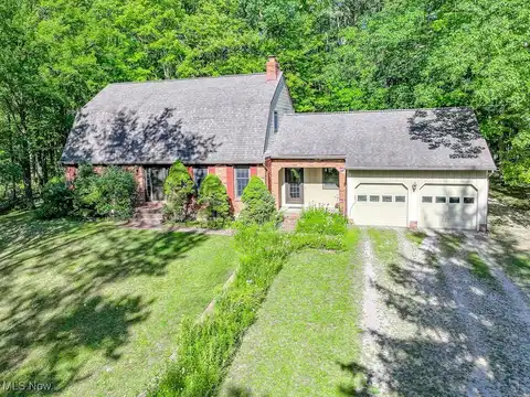 10081 Hobart Road, Kirtland, OH 44094