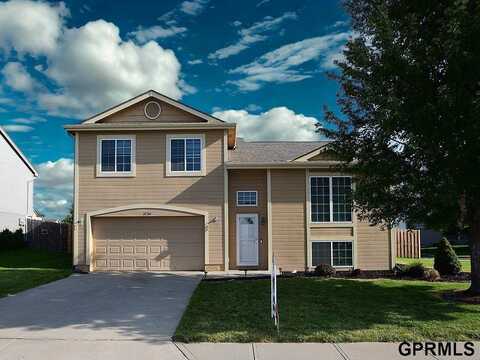 18704 Washington Street, Omaha, NE 68135