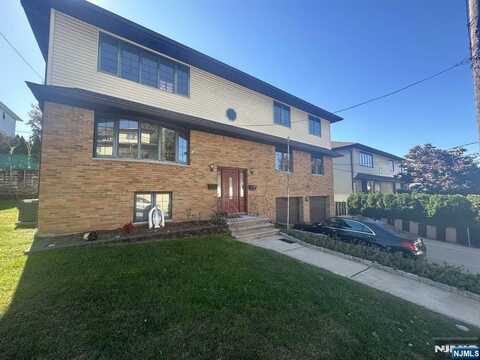 27 Whitaker Avenue 2, Woodland Park, NJ 07424