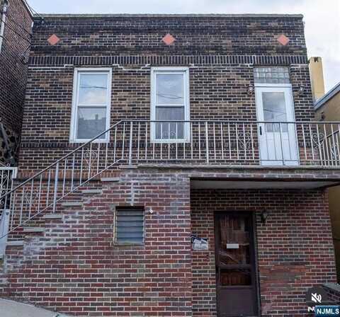 1211 Hillside Place, North Bergen, NJ 07047