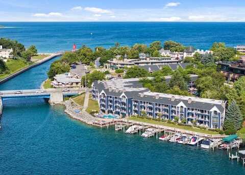100 Michigan, Charlevoix, MI 49720