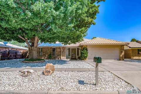 709 Monterrey Drive, Roswell, NM 88201