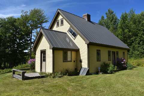 1982 robtoy Road, Lowell, VT 05847