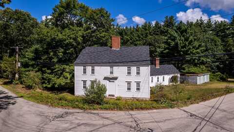21 Currier Street, South Hampton, NH 03827
