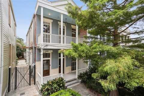 924 MELPOMENE Street, New Orleans, LA 70130