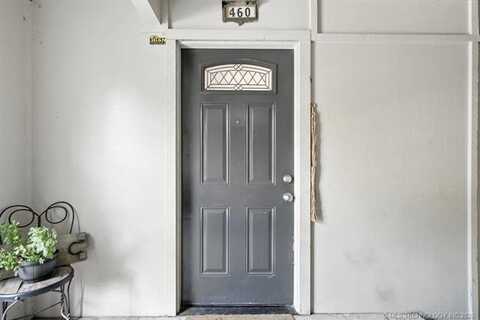 6854 S Toledo Avenue, Tulsa, OK 74136