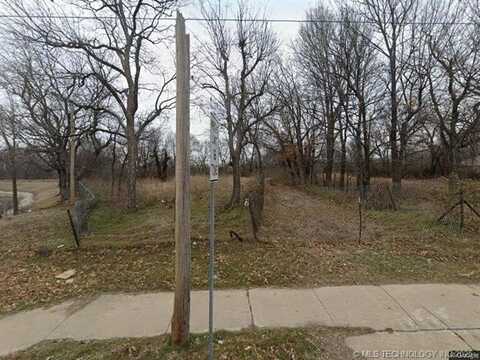 833 E 46th Street N, Tulsa, OK 74126