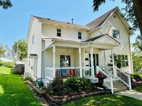 430 W CEDAR ST, Cherokee, IA 51012