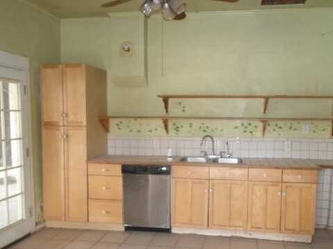 906 First ST, Orogrande, NM 88342