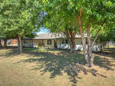 720 N 3rd Street, Cashion, OK 73016