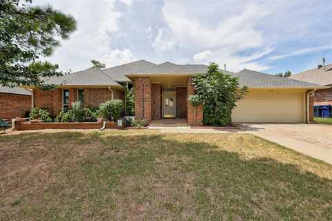 209 Tumbleweed Road, Yukon, OK 73099