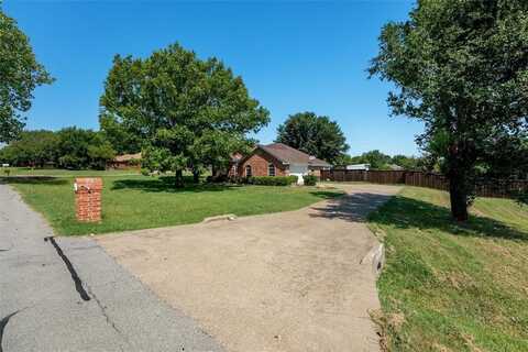 3651 Willow Creek Drive, Midlothian, TX 76065