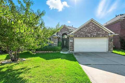 9209 Friendswood Drive, Fort Worth, TX 76123