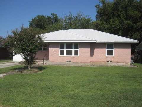 1218 Fair Avenue, Gainesville, TX 76240