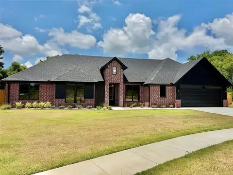 984 Mallard Drive, Lindale, TX 75771