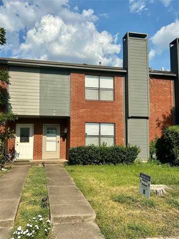 319 Towne House Lane, Richardson, TX 75081