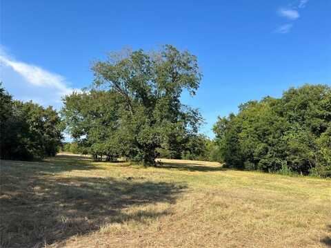 5068 COUNTY ROAD 15200, Deport, TX 75435